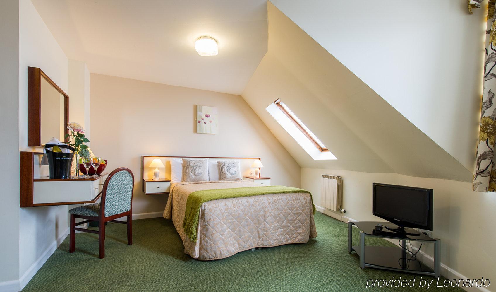 The Samares Coast Hotel & Apartments Saint Helier Jersey Pokoj fotografie