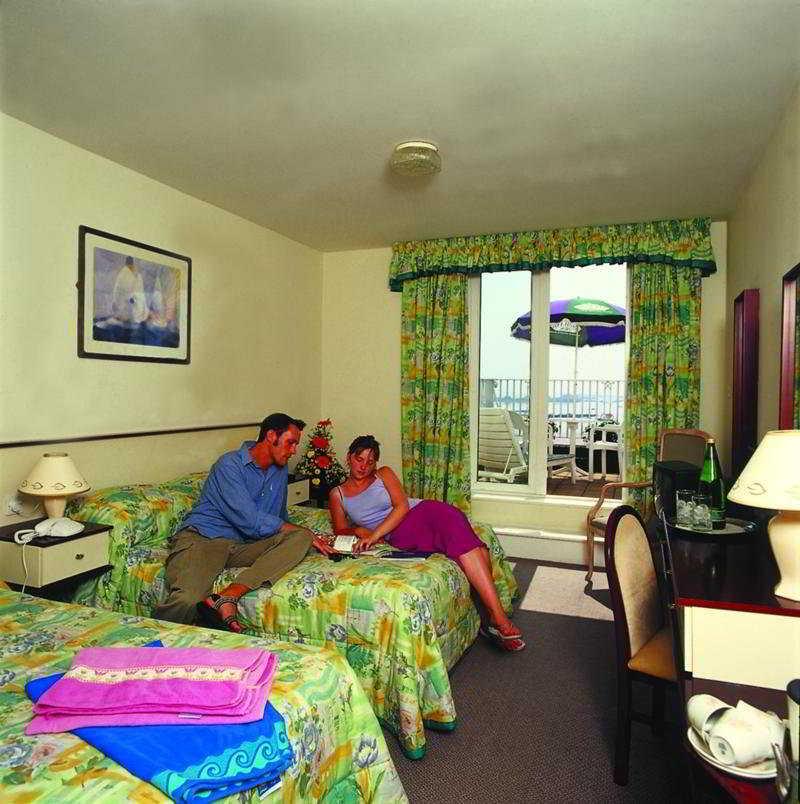 The Samares Coast Hotel & Apartments Saint Helier Jersey Pokoj fotografie